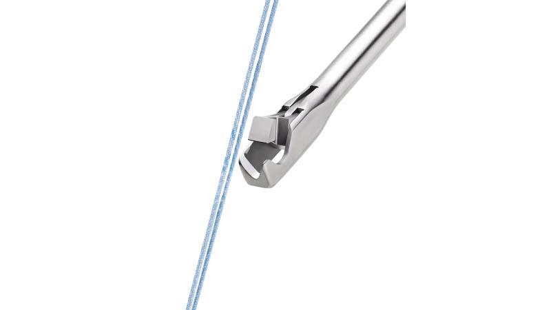 Open suture cutter for cuts close to the bone